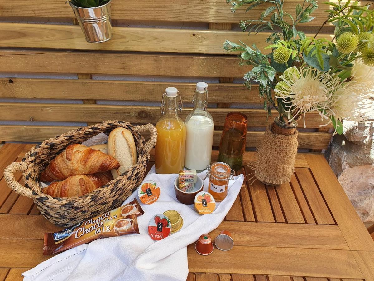 Une Nuit A Bali - Appartement Cocooning Solliès-Toucas المظهر الخارجي الصورة
