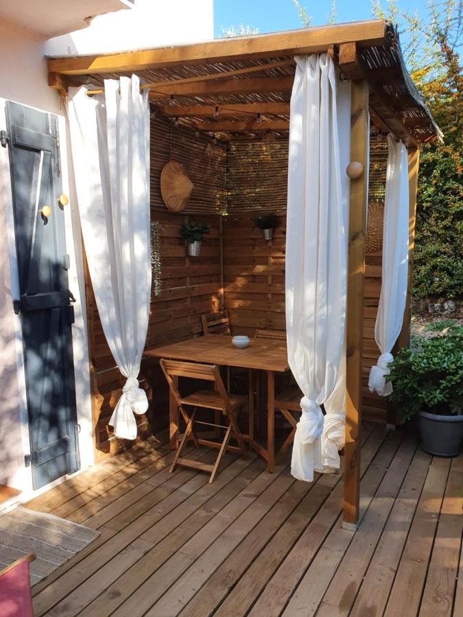 Une Nuit A Bali - Appartement Cocooning Solliès-Toucas المظهر الخارجي الصورة