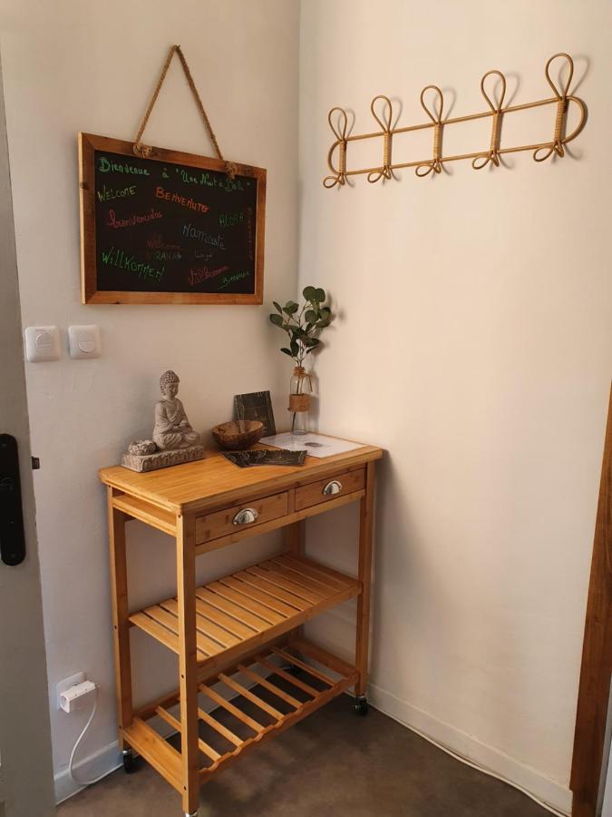 Une Nuit A Bali - Appartement Cocooning Solliès-Toucas المظهر الخارجي الصورة
