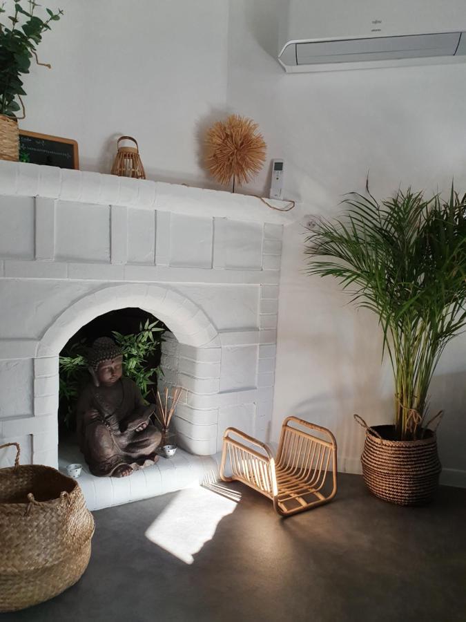 Une Nuit A Bali - Appartement Cocooning Solliès-Toucas المظهر الخارجي الصورة