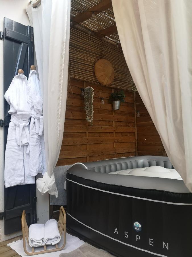 Une Nuit A Bali - Appartement Cocooning Solliès-Toucas المظهر الخارجي الصورة
